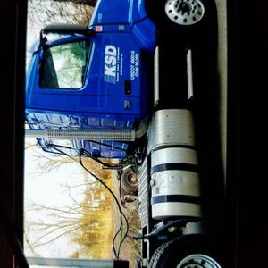 Meet your Posher, Kenneth